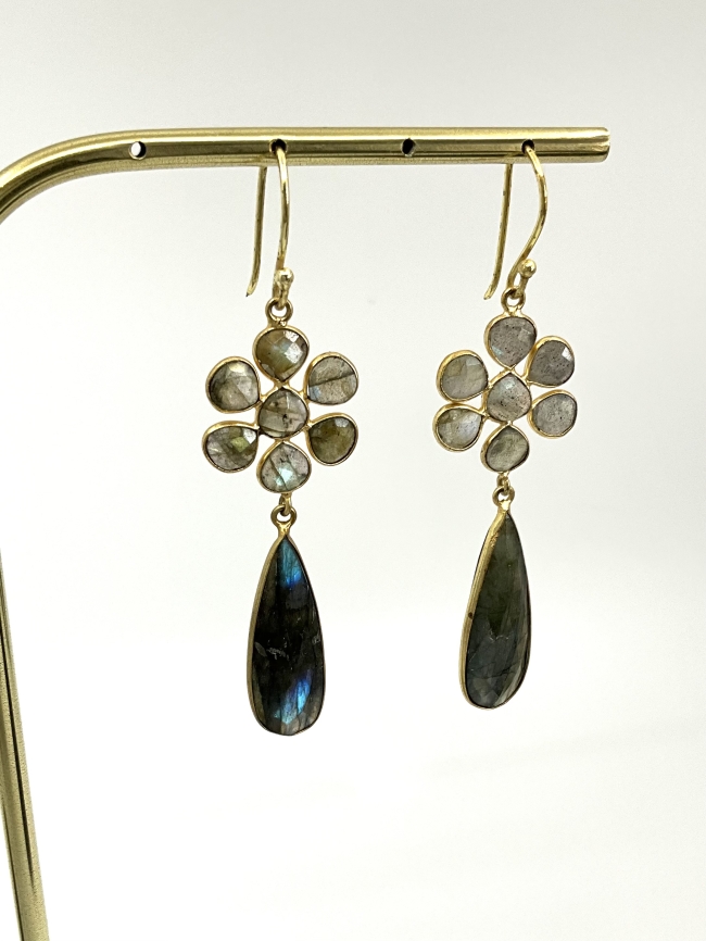 Boucles Marguerite en Labradorite